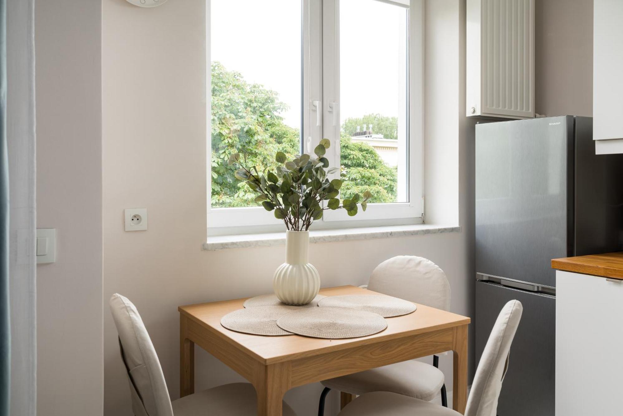Wola Ratusz Homely Apartment Varsovia Exterior foto