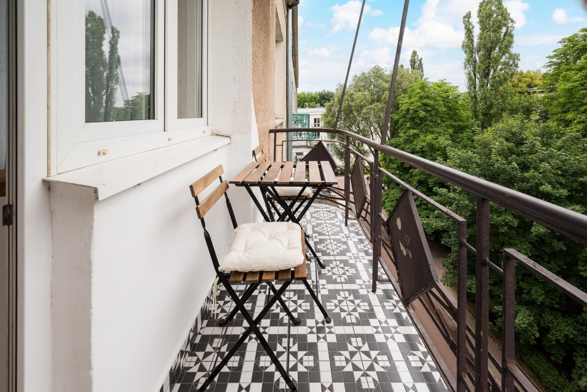 Wola Ratusz Homely Apartment Varsovia Exterior foto
