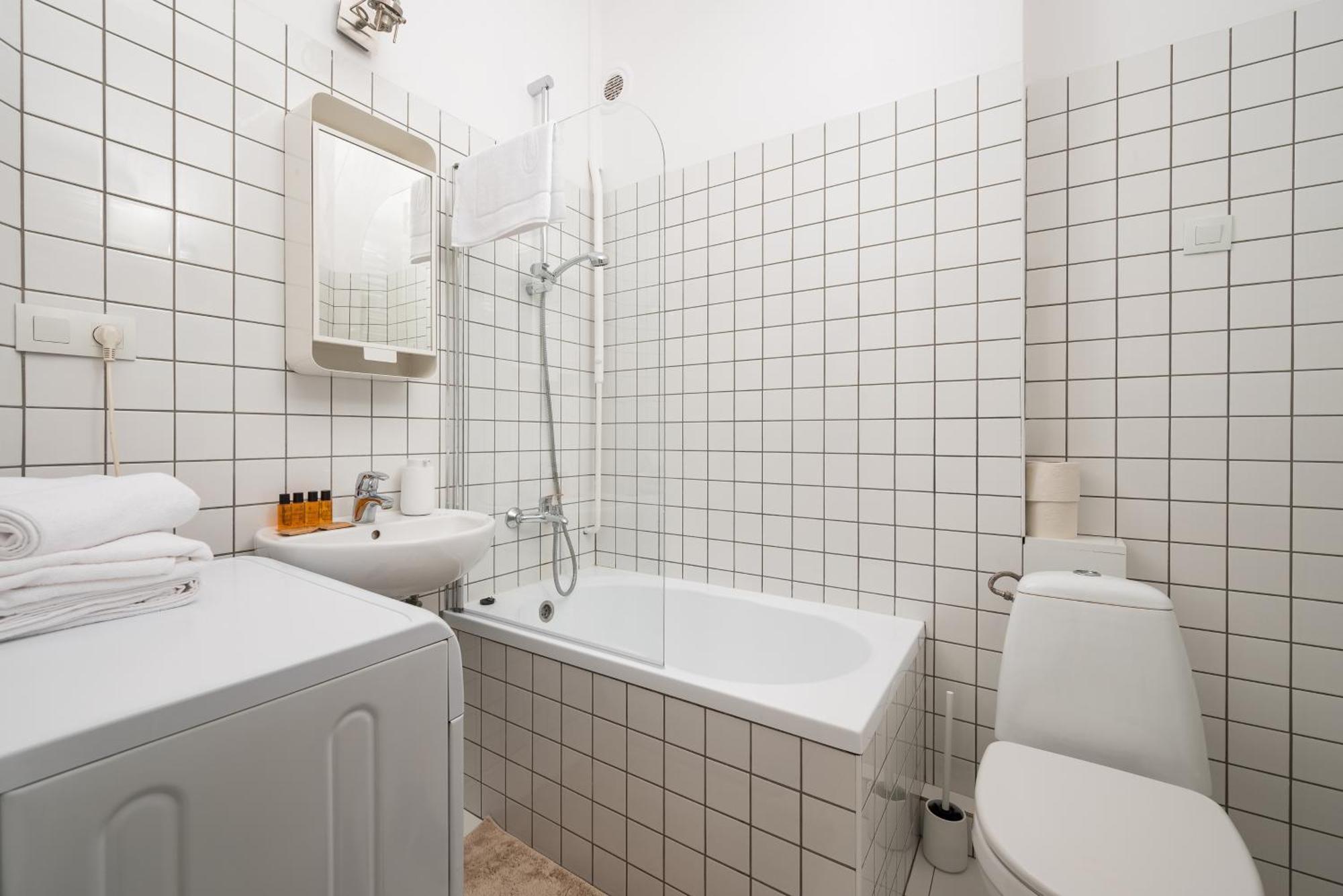 Wola Ratusz Homely Apartment Varsovia Exterior foto